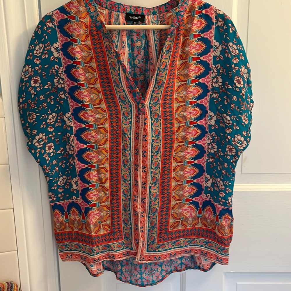 Tolani XS silk top